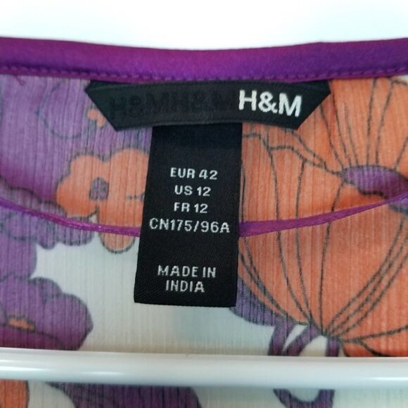 H & M Floral Blouse - Picture 5 of 6